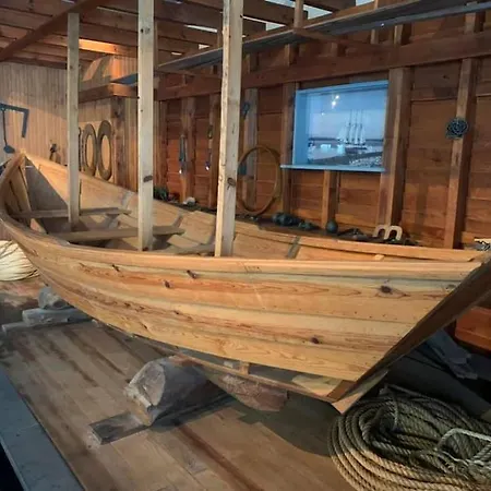 Lux 56 Da Aveiro A 20 Metros Da