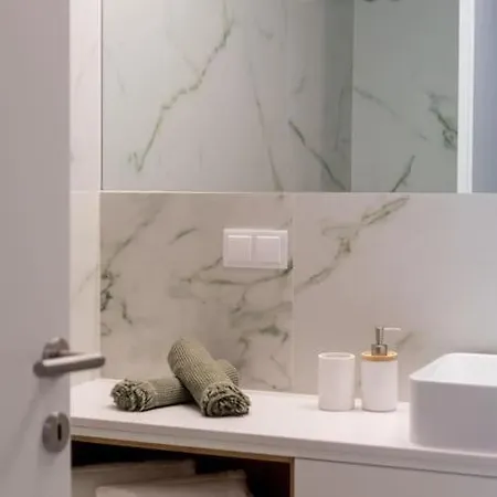 Lux 56 Da Aveiro A 20 Metros Da * Barra